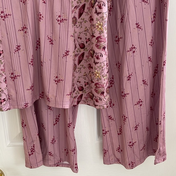 DKNY women’s 2-piece pajama set, Medium - Picture 4 of 5